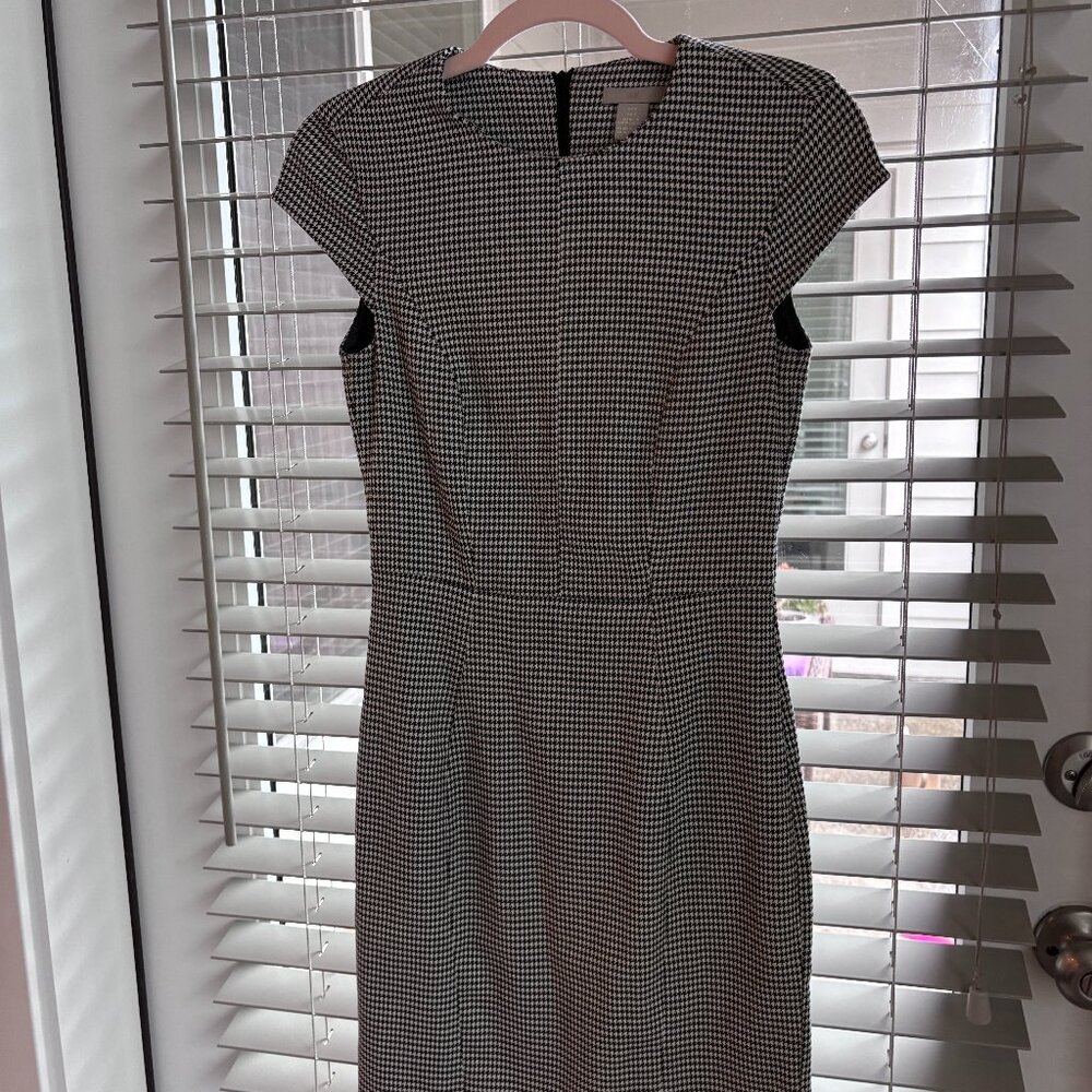 H&M Houndstooth Sheath Dress